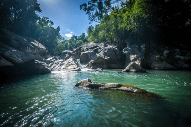 Top 7 địa điểm du lịch Nha Trang đẹp "quên lối về" - Khu du lịch Ba Hồ