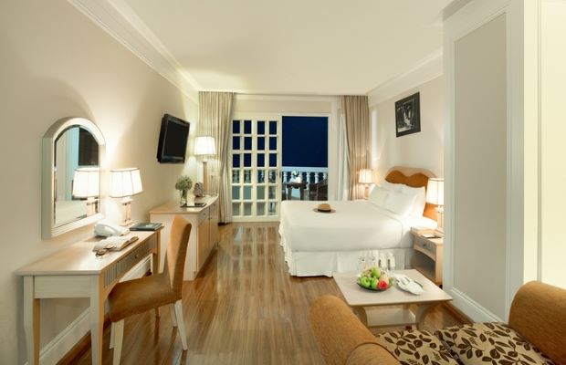 Top 8 khách sạn 5 sao Nha Trang - Sunrise Nha Trang Beach Hotel & Spa
